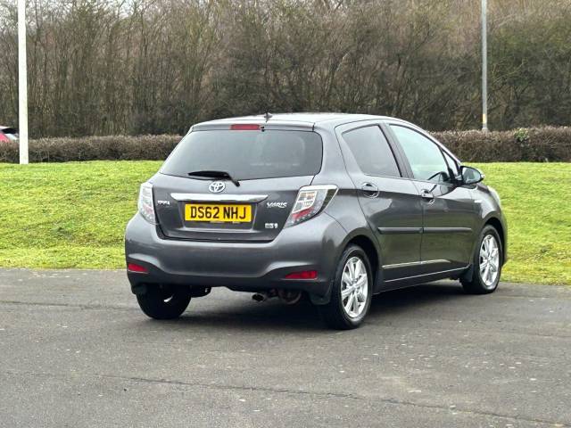 2013 Toyota Yaris 1.5 VVT-i Hybrid T4 5dr CVT