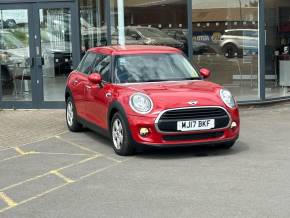 MINI HATCHBACK 2017 (17) at Thurlby Motors Louth