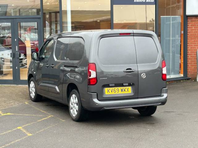 2020 Vauxhall Combo Cargo 2300 1.5 Turbo D 100ps H1 LE NAV Van